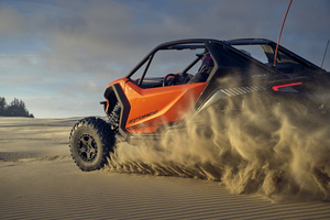 Z10_Outdoor_-8-copy.jpg