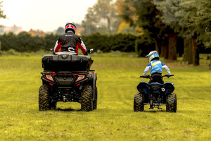 Family-riding-49-cddopy.jpg