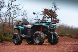 CFMOTO_CFORCE-C4_Outdoor_1_a-copy.jpg